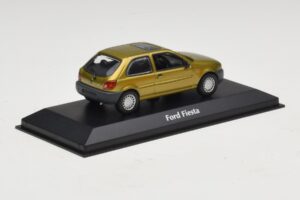 Ford Fiesta Mk4 Oro Maxichamps 1:43 940085060 Pressofusione — immagine 2 di 5