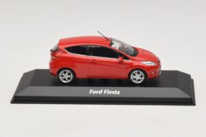 Ford Fiesta Mk7 Rosso Maxichamps 1:43 940088000 Pressofusione