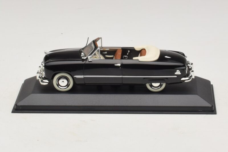 Ford FL Cabriolet Nero Minichamps 1:43 400082231 Pressofusione
