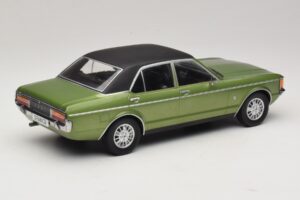 Ford Granada Mk1 Verde Metallizzato & Nero MCG 1:18 MCG18569 Pressofusione — immagine 2 di 6
