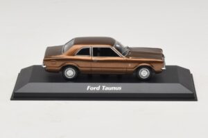 Ford Taunus TC Marrone Metallizzato Maxichamps 1:43 Ford Taunus TC Marrone Metallizzato Maxichamps 1:43 940081300 Pressofusione