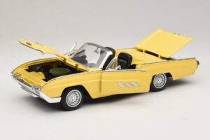 Ford Thunderbird Cabriolet Giallo Anson 1:18 30334-P1 Pressofusione — immagine 2 di 8