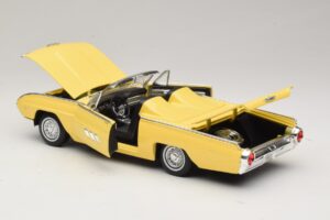 Ford Thunderbird Cabriolet Giallo Anson 1:18 30334-P1 Pressofusione — immagine 5 di 8
