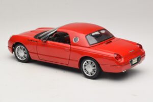 Ford Thunderbird Rosso Maisto 1:18 31620 Pressofusione — immagine 7 di 8