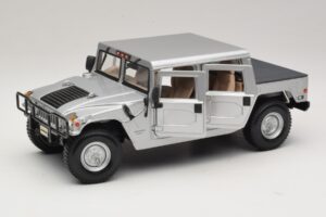 Hummer H1 Hardtop Argento Maisto 1:18 36857 Pressofusione — immagine 2 di 8