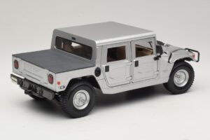 Hummer H1 Hardtop Argento Maisto 1:18 36857 Pressofusione — immagine 3 di 8