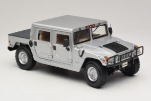 Hummer H1 Hardtop Argento Maisto 1:18 36857 Pressofusione — immagine 6 di 8