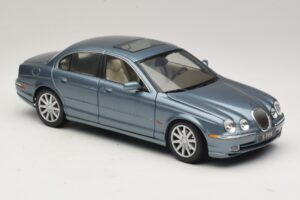 Jaguar S-Type X200 Blu Maisto 1:18 31865 Pressofusione — immagine 6 di 8