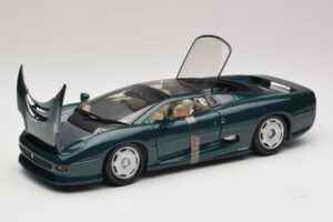 Jaguar XJ220 Verde Metallizzato Maisto 1:18 31807 Pressofusione — immagine 2 di 8