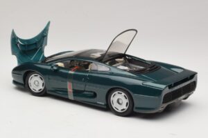 Jaguar XJ220 Verde Metallizzato Maisto 1:18 31807 Pressofusione — immagine 5 di 8
