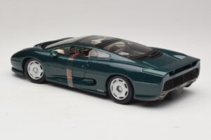 Jaguar XJ220 Verde Metallizzato Maisto 1:18 31807 Pressofusione — immagine 7 di 8