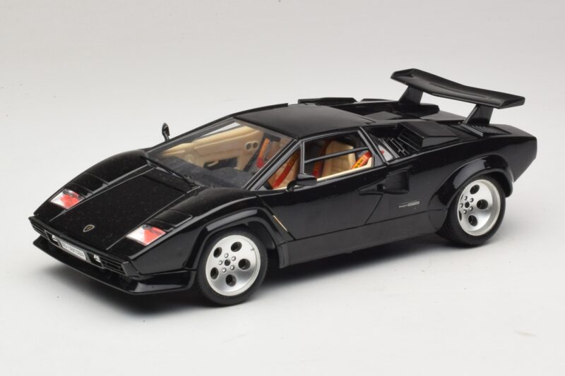 Lamborghini Countach 5000 Quattrovalvole Nero Bburago 1:18 3337 Pressofusione