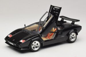 Lamborghini Countach 5000 Quattrovalvole Nero Bburago 1:18 3337 Pressofusione — immagine 2 di 8