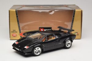 Lamborghini Countach 5000 Quattrovalvole Nero Bburago 1:18 3337 Pressofusione — immagine 8 di 8