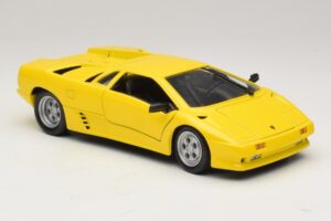 Lamborghini Diablo Giallo Maisto 1:18 32803 Pressofusione — immagine 6 di 8