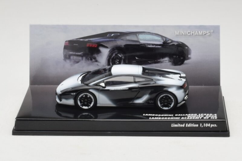 Lamborghini Gallardo LP560-4 Academy of Ice Nero Minichamps 1:43 436103800 Pressofusione