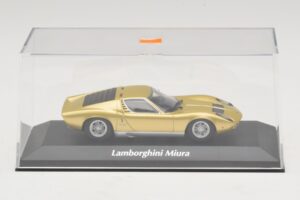 Lamborghini Miura P400 Oro Maxichamps 1:43 940103002 Pressofusione — immagine 4 di 5