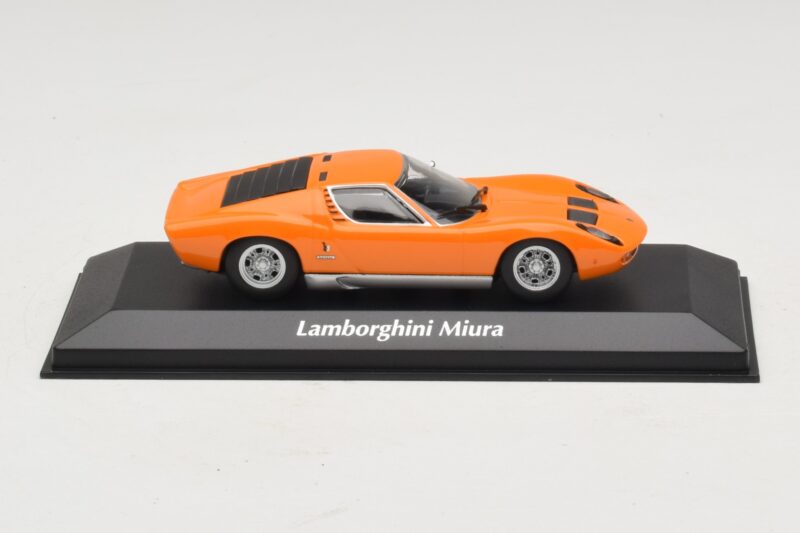 Lamborghini Miura P400 Arancione Maxichamps 1:43 940103001 Pressofusione
