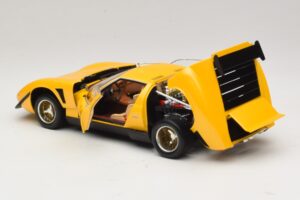 Lamborghini Miura SVR Giallo & Nero Kyosho 1:18 08319GY Pressofusione — immagine 5 di 8