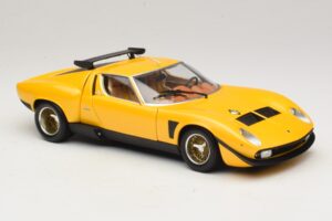 Lamborghini Miura SVR Giallo & Nero Kyosho 1:18 08319GY Pressofusione — immagine 6 di 8