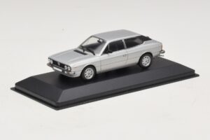 Lancia Beta HPE Argento Minichamps 1:43 400125711 Pressofusione — immagine 2 di 5
