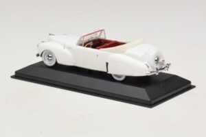 Lincoln Continental Cabriolet Bianco Minichamps 1:43 400082501 Pressofusione — immagine 3 di 5