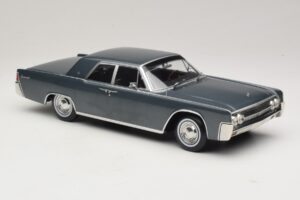 Lincoln Continental Grigio Metallizzato Marnie KK-Scale 1:18 KKDC181482 Pressofusione — immagine 4 di 6