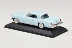 Lincoln Continental Mark II Celeste Minichamps 1:43 400082304 Pressofusione — immagine 3 di 5
