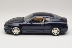 Maserati 3200 GT Blu Bburago 1:18 3371-P1 Pressofusione — immagine 4 di 8