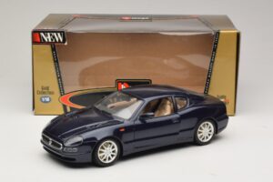 Maserati 3200 GT Blu Bburago 1:18 3371-P1 Pressofusione — immagine 8 di 8