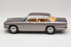 Maserati Quattroporte I Grigio Metallizzato KK-Scale 1:18 KKDC181511 Pressofusione — immagine 3 di 6
