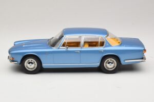 Maserati Quattroporte I Blu Chiaro Metallizzato KK-Scale 1:18 KKDC181514 Pressofusione — immagine 3 di 6