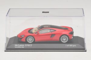 McLaren 570GT Vermillion Red Minichamps 1:43 537154522 Pressofusione — immagine 4 di 5