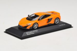 McLaren 675LT Arancione Minichamps 1:43 537154421 Pressofusione — immagine 2 di 5