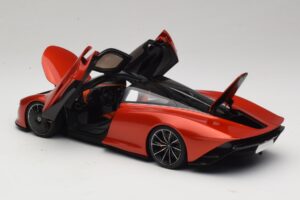 McLaren Speedtail Volcano Orange AUTOart 1:18 76088 Composito — immagine 5 di 8