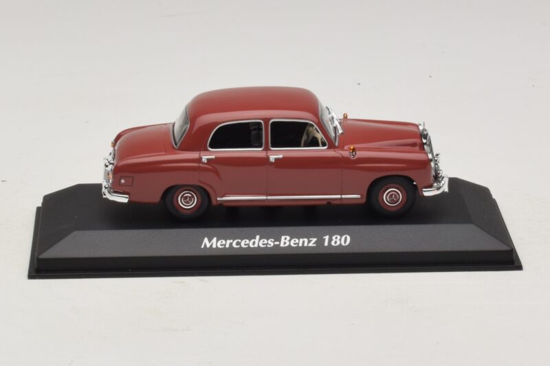 Mercedes 180 W120 Rosso Maxichamps 1:43 940033101 Pressofusione