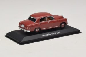 Mercedes 180 W120 Rosso Maxichamps 1:43 940033101 Pressofusione — immagine 2 di 5