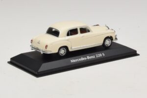 Mercedes 220 S W180 Bianco Maxichamps 1:43 940033000 Pressofusione — immagine 2 di 5