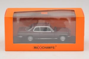 Mercedes 230 CE C123 Rosso Maxichamps 1:43 940032221 Pressofusione — immagine 5 di 5