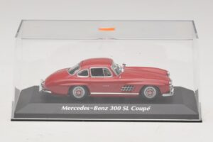 Mercedes 300 SL W198 Rosso Maxichamps 1:43 940039001 Pressofusione — immagine 4 di 5