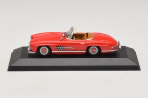 Mercedes 300 SL W198 Rosso Con Interni Marroni Minichamps 1:43 MB009 Pressofusione