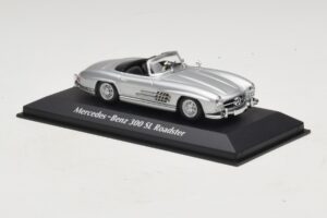 Mercedes 300 SL W198 Roadster Argento Maxichamps 1:43 940039030 Pressofusione — immagine 3 di 5