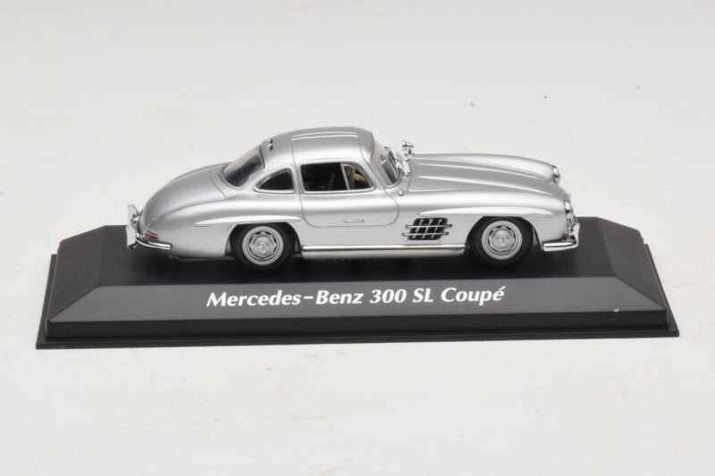 Mercedes 300 SL W198 Argento Maxichamps 1:43 940039000 Pressofusione
