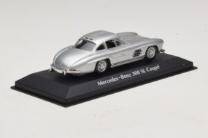 Mercedes 300 SL W198 Argento Maxichamps 1:43 940039000 Pressofusione — immagine 2 di 5