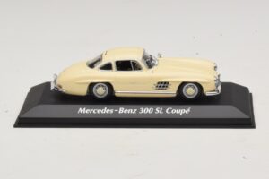 Mercedes 300 SL W198 Bianco Maxichamps 1:43 940039002 Pressofusione
