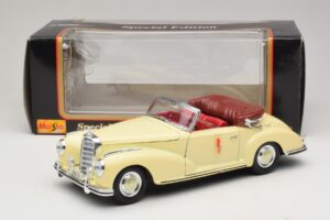 Mercedes 300S Crema Maisto 1:18 31806 Pressofusione — immagine 8 di 8
