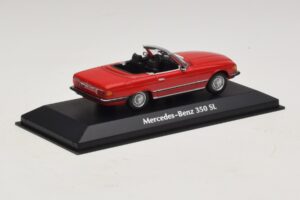 Mercedes 350 SL R107 Rosso Maxichamps 1:43 940033432 Pressofusione — immagine 2 di 5