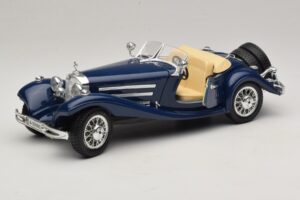 Mercedes 500K Roadster Blu Bburago 1:20 3070 Pressofusione — immagine 2 di 8