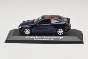 Mercedes C-Class Sportscoupe CL203 Blue Metallic Bundespressball Minichamps 1:43 MB010 Pressofusione