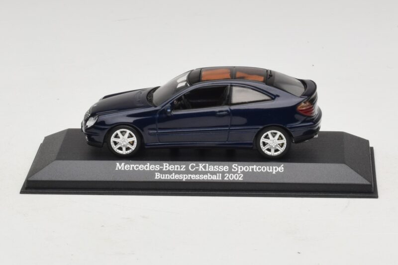 Mercedes C-Class Sportscoupe CL203 Blue Metallic Bundespressball Minichamps 1:43 MB010 Pressofusione